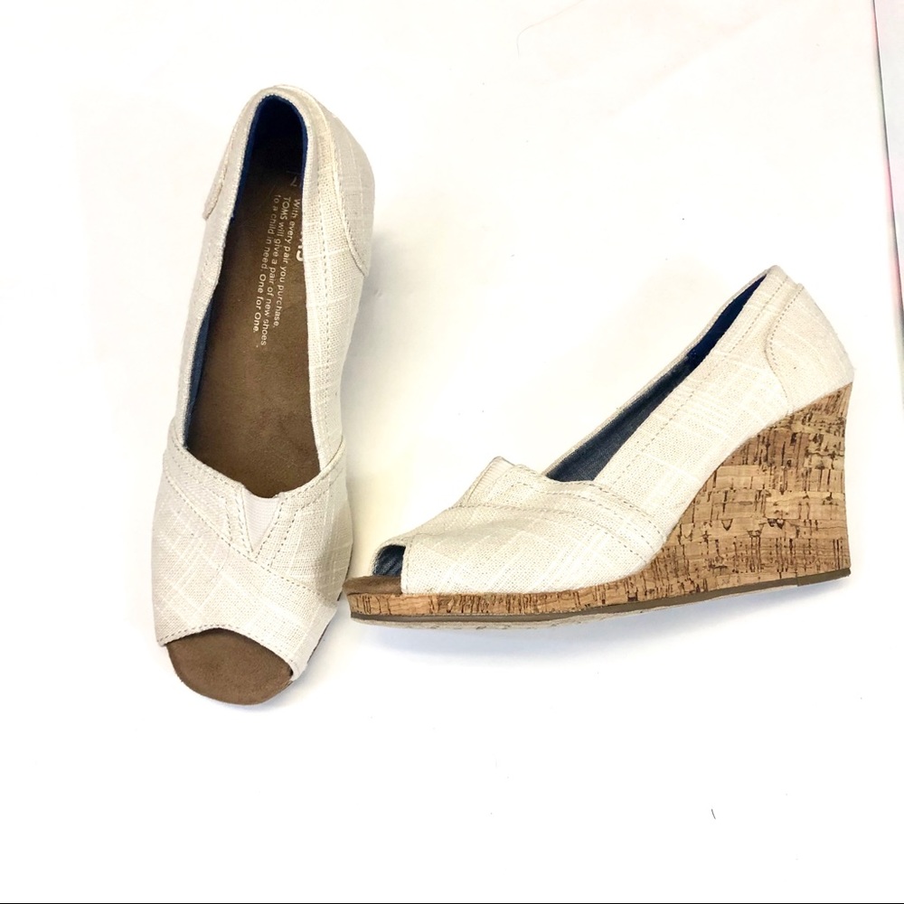 TOMS Canvas Cork Cream Classic Wedge Pumps 7